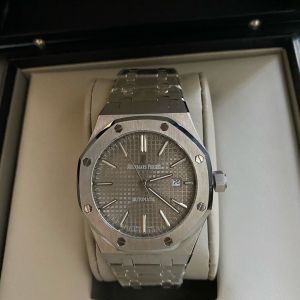 Audemars Piguet – Royal Oak Offshore