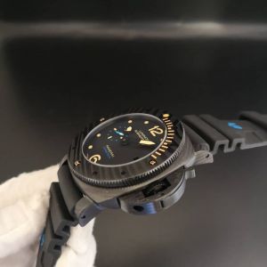 Panerai Luminor Submersible Carbotech