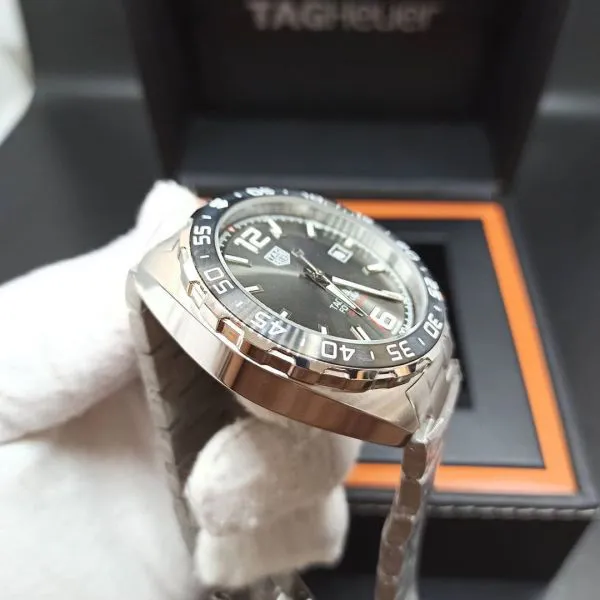 Tag Heuer F1 Calibre 5