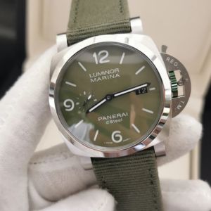 Panerai Submersible – Steel