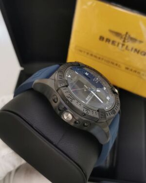 Relógio Breitling – Exospace B55