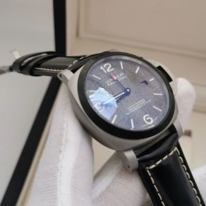 Panerai Submersible Luna Rossa