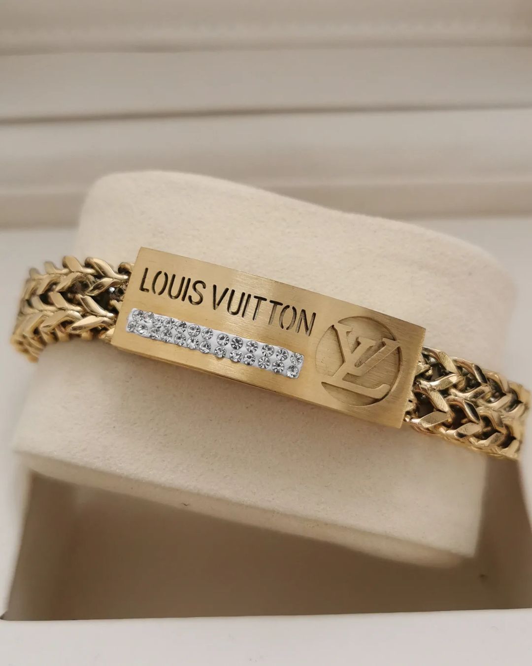Pulseira Dourada Monogram Louis Vuitton - QLuxury Boutique