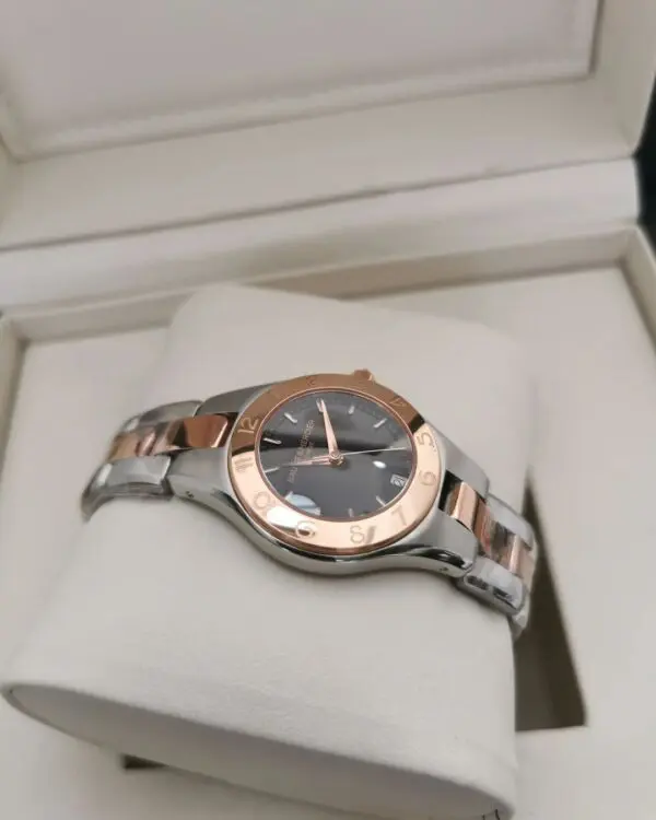 Rel gio Baume Mercier Linea